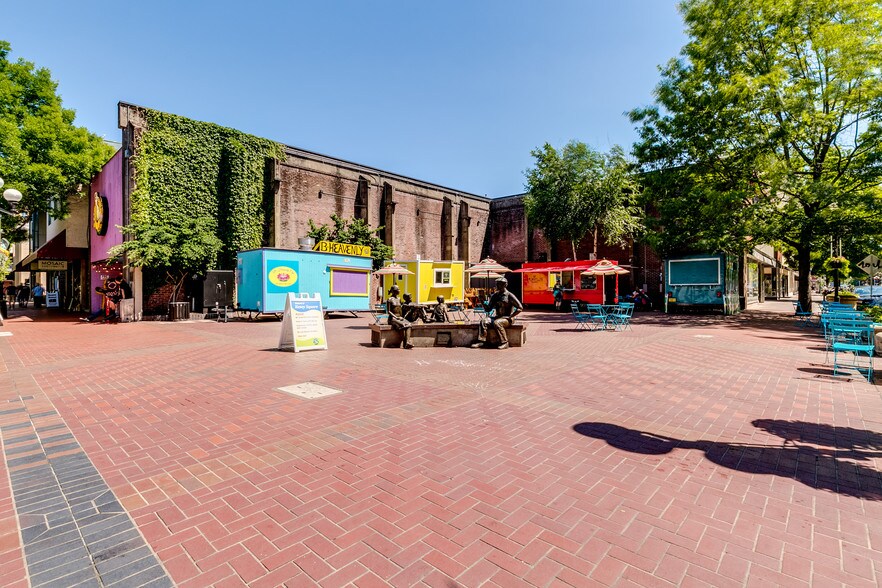 More Photos Of 30 E Broadway, Eugene Office For Lease