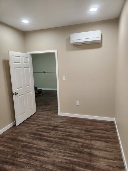 More Photos Of 11811 Upham St, Broomfield Warehouse For Lease