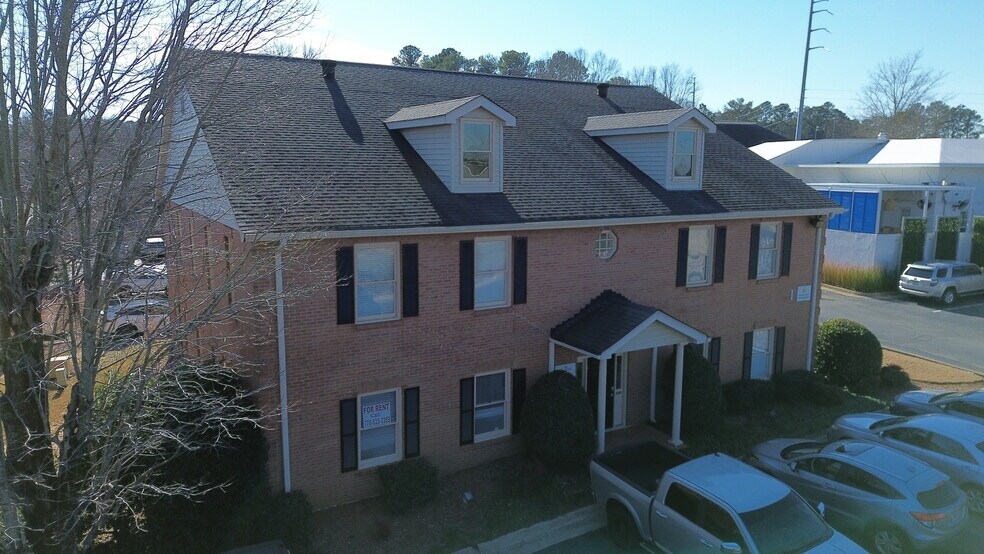 More Photos Of 2440 Sandy Plains Rd, Marietta Office For Sale