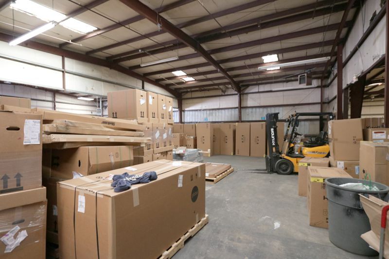 More Photos Of 10 Oil Mill Rd, Greenville Warehouse For Lease