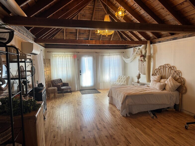 More Photos Of 111 Main St, Winterport General Retail For Sale