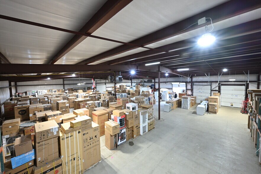 More Photos Of 64 Nod Rd, Clinton Industrial For Sale