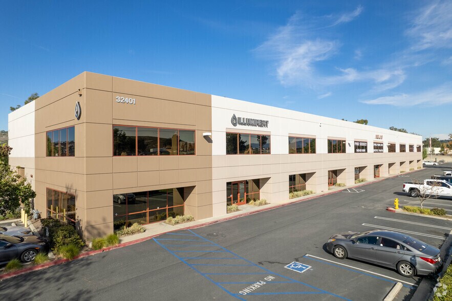 More Photos Of 32421-32423 Calle Perfecto, San Juan Capistrano Warehouse For Lease