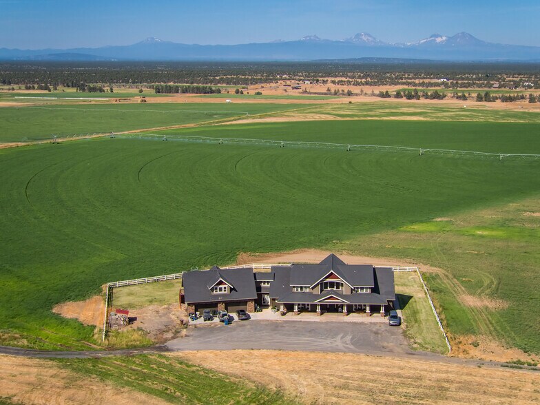 More Photos Of 11705 SW Shumway Rd, Powell Butte Specialty For Sale