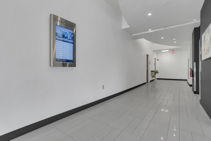 More Photos Of 2450 Maitland Center Pky, Maitland Office For Sale