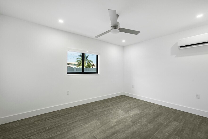 More Photos Of 10370 SW 24th St, Miami Apartments For Sale