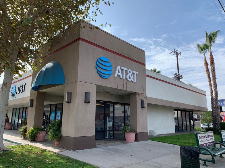 More Photos Of 17200-17288 Saticoy St, Van Nuys Unknown For Lease