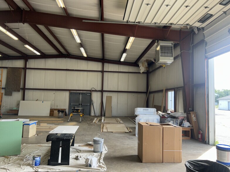 More Photos Of 205 Fleming St, Williamsport Self Storage For Lease