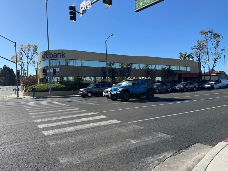 More Photos Of 2700-2750 Pacific Coast Hwy, Torrance Unknown For Lease