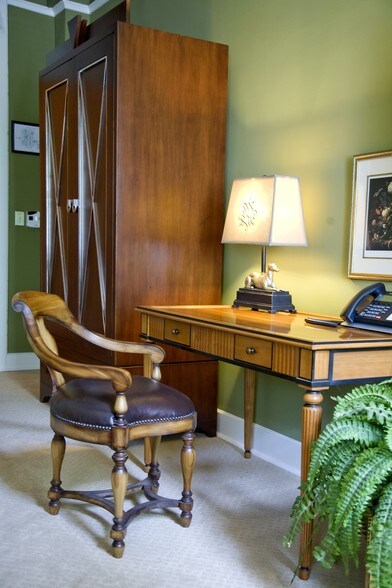 More Photos Of 204 N Buchanan Blvd, Durham Hotel For Sale