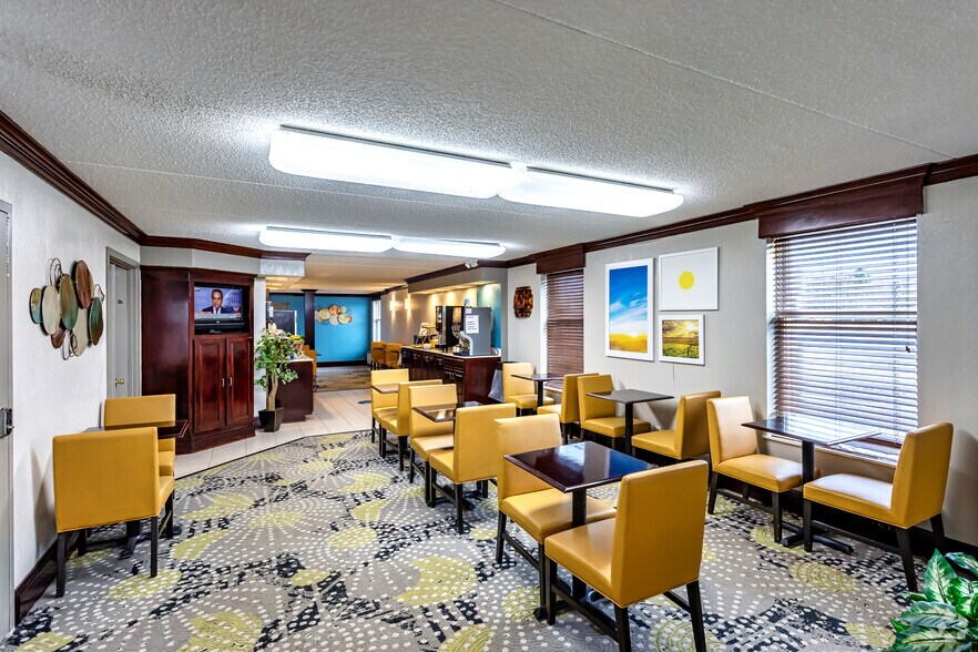 More Photos Of 10002 S Main St, Archdale Hotel For Sale