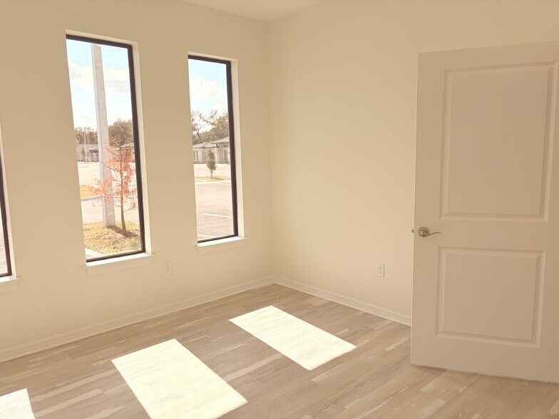 More Photos Of 10348-10350 White Viburnum Way @ Gibsonton Drive, Riverview Office For Sale