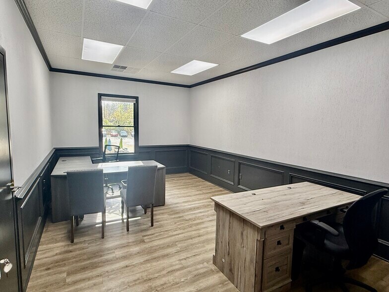 More Photos Of 1155 Hightower Trl, Atlanta Medical For Sale