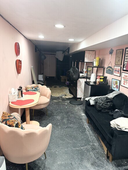 More Photos Of 192 Orchard St, New York Apartments For Lease