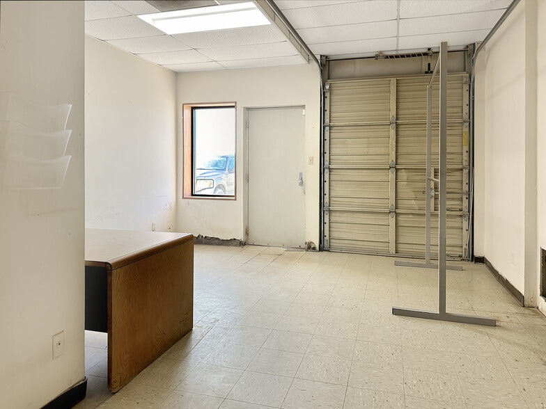 More Photos Of 103 US-190 Hwy, Eldorado Manufacturing For Sale