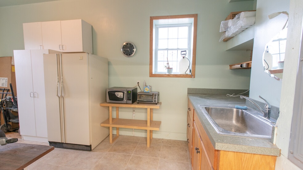 More Photos Of 309-311 S Broadway, Gloucester City Storefront For Sale