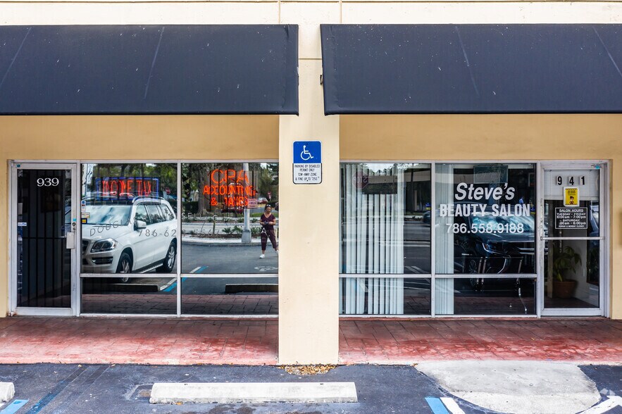 More Photos Of 955 NE 126th St, North Miami Unknown For Lease