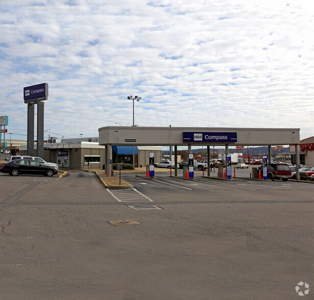 More Photos Of 7200 Aaron Aronov Dr, Fairfield Bank For Lease