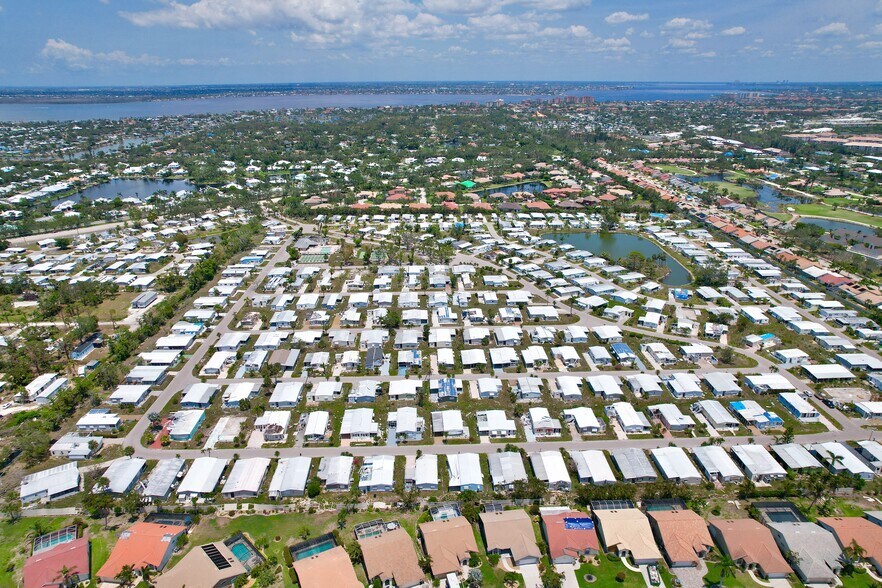 More Photos Of 16271 McGregor Blvd, Fort Myers Land For Sale