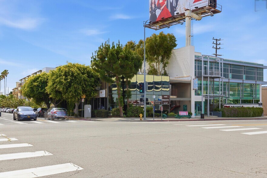 Primary Photo Of 11850 Wilshire Blvd, Los Angeles Medical For Sale