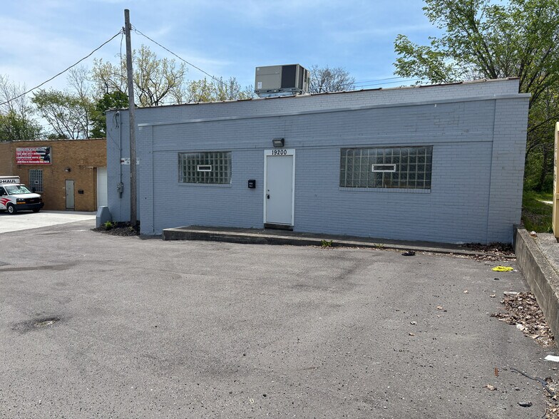 More Photos Of 19200 Miles Rd, Warrensville Heights Flex For Sale