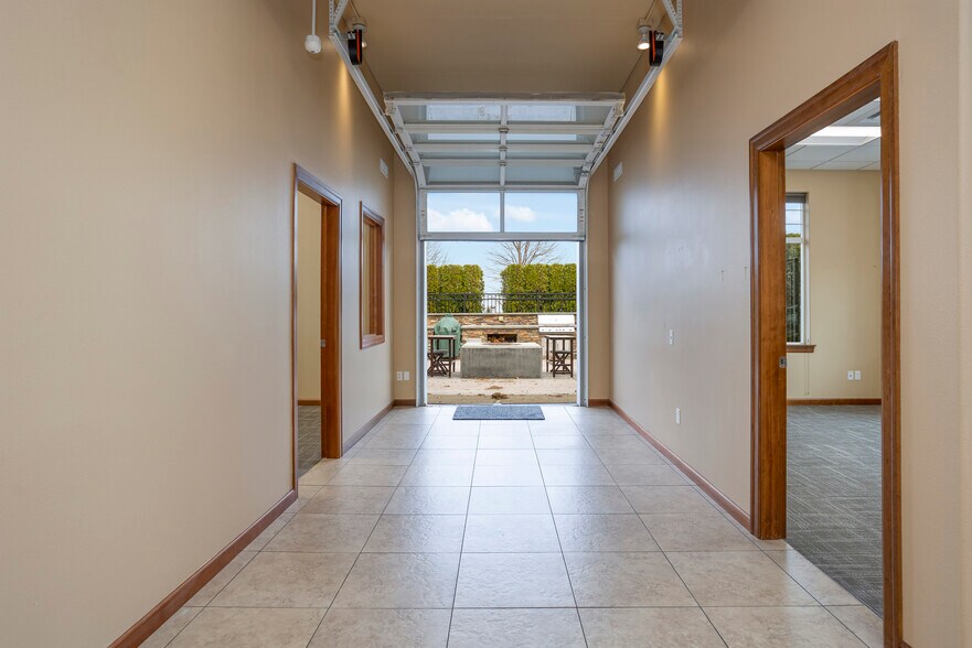 More Photos Of 501 N Quay St, Kennewick Warehouse For Lease