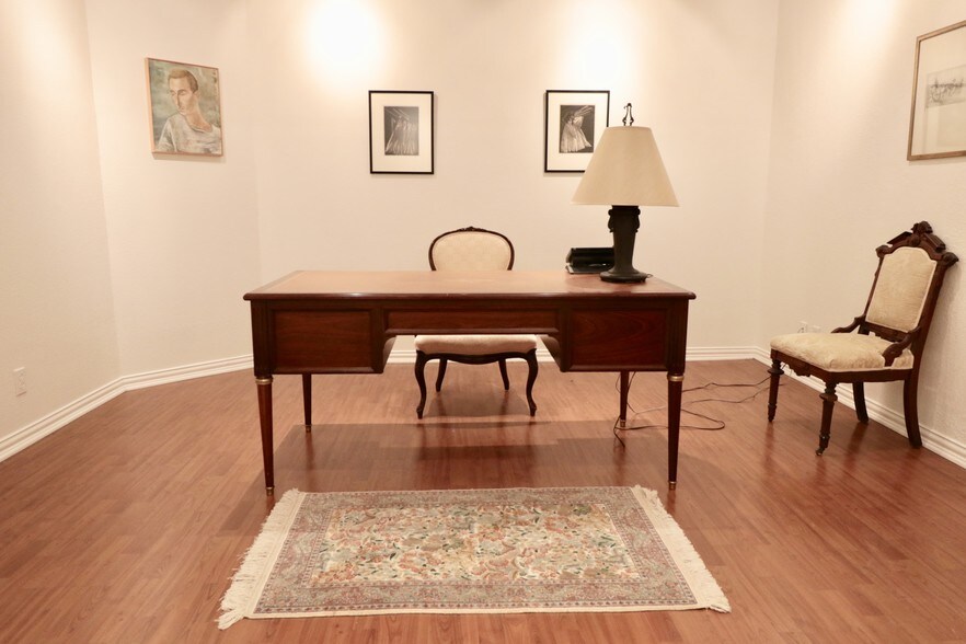 More Photos Of 2909 Lackland Rd, Fort Worth Medical For Lease