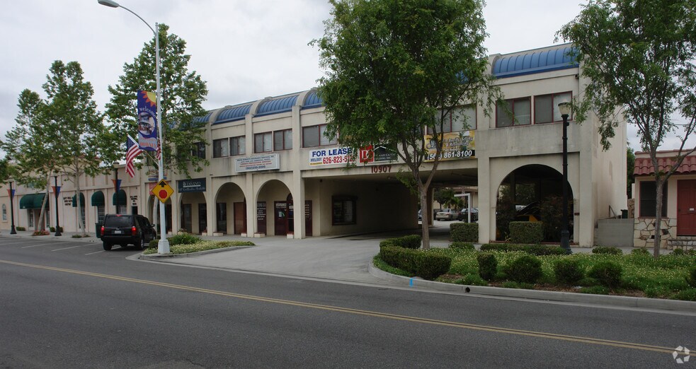 Primary Photo Of 10907 Downey Ave, Downey Office For Lease