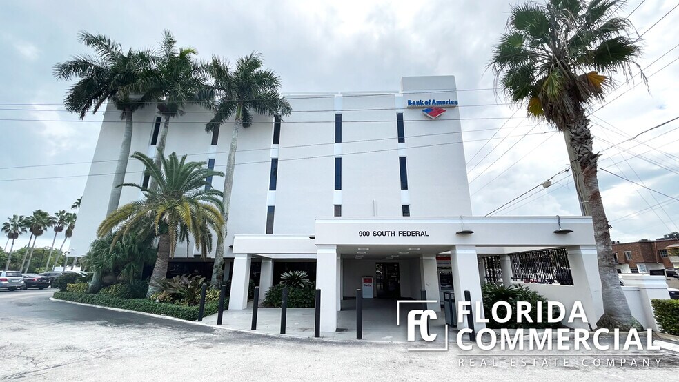 More Photos Of 900 SE Federal Hwy, Stuart Medical For Lease