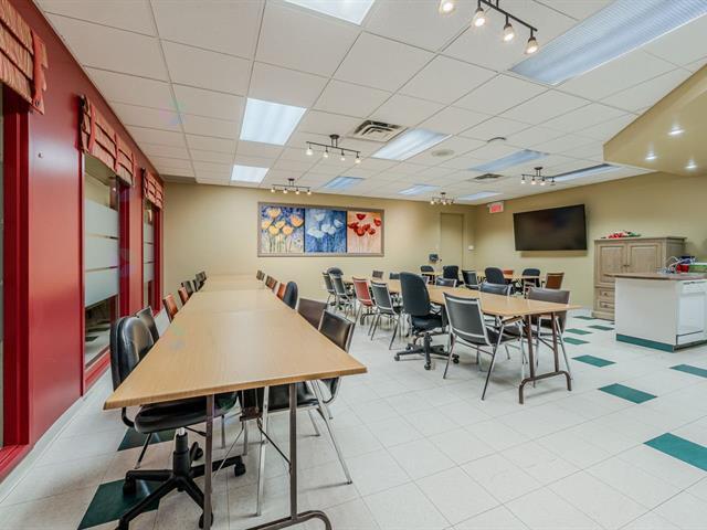 More Photos Of 212 Rue Hériot, Drummondville Office For Lease