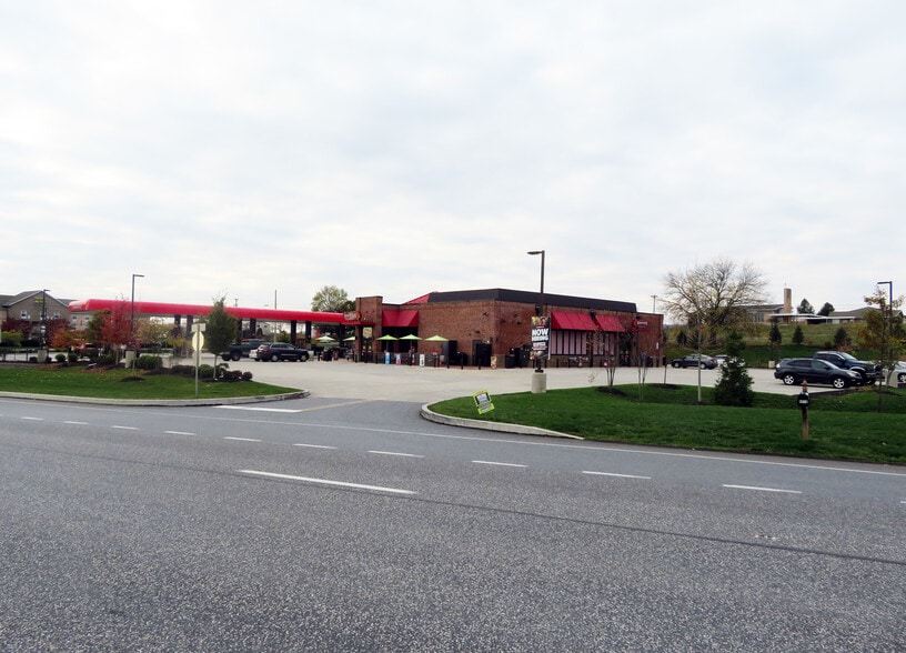 More Photos Of 9969 Allentown Blvd, Grantville Hotel For Sale