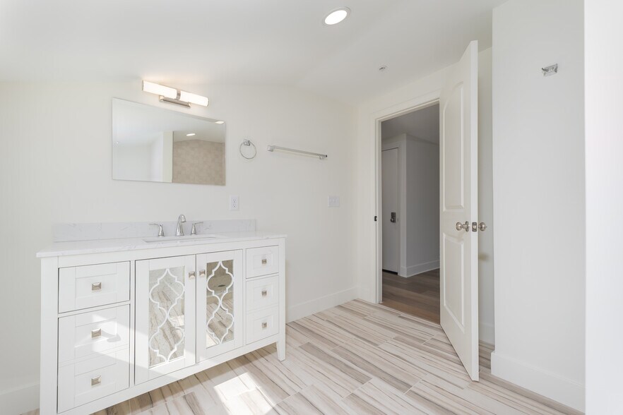 More Photos Of 1628 Walnut St, Jacksonville Multifamily For Sale