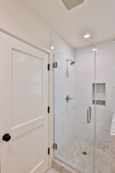 More Photos Of 22227 Pacific Coast Hwy, Malibu Apartments For Sale