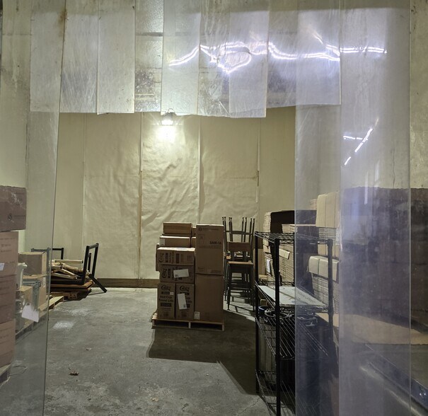 More Photos Of 1317 Federal St, Belchertown Warehouse For Sale