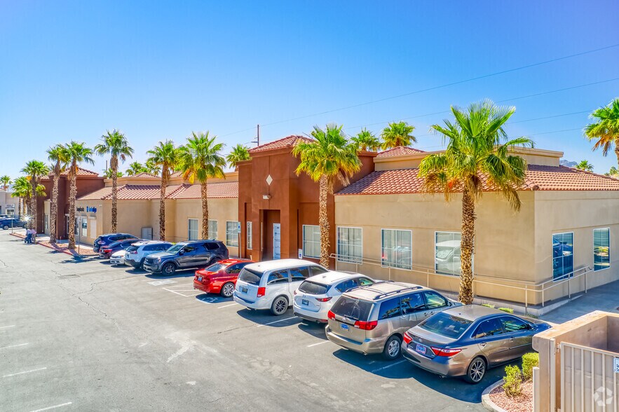 More Photos Of 220 E Horizon Dr, Henderson Medical For Lease