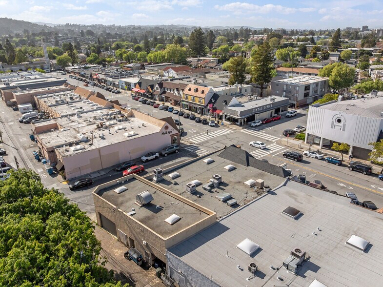 More Photos Of 33-35 W 25th Ave, San Mateo Storefront For Lease