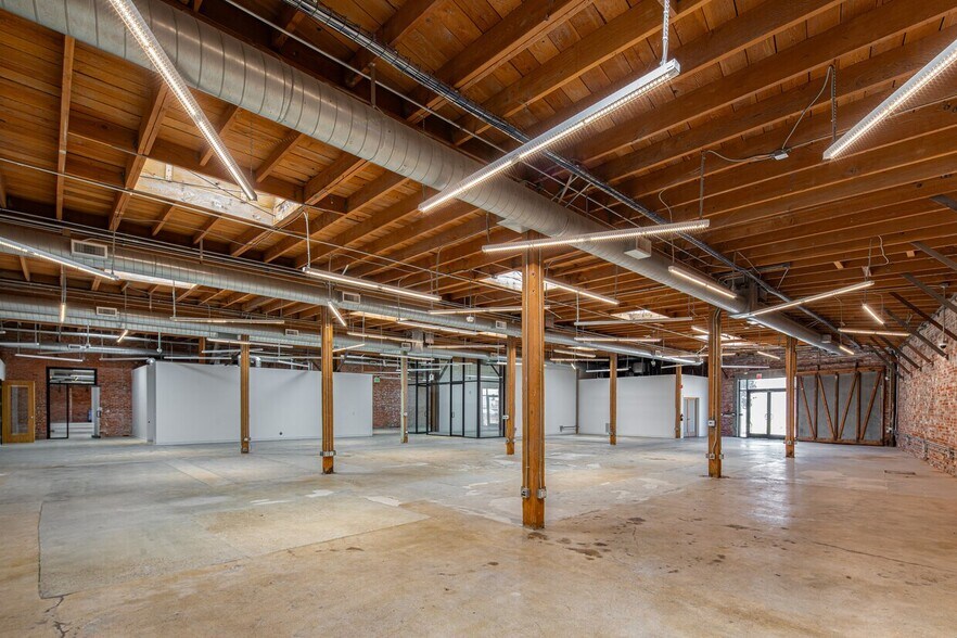 More Photos Of , Los Angeles Flex For Sale