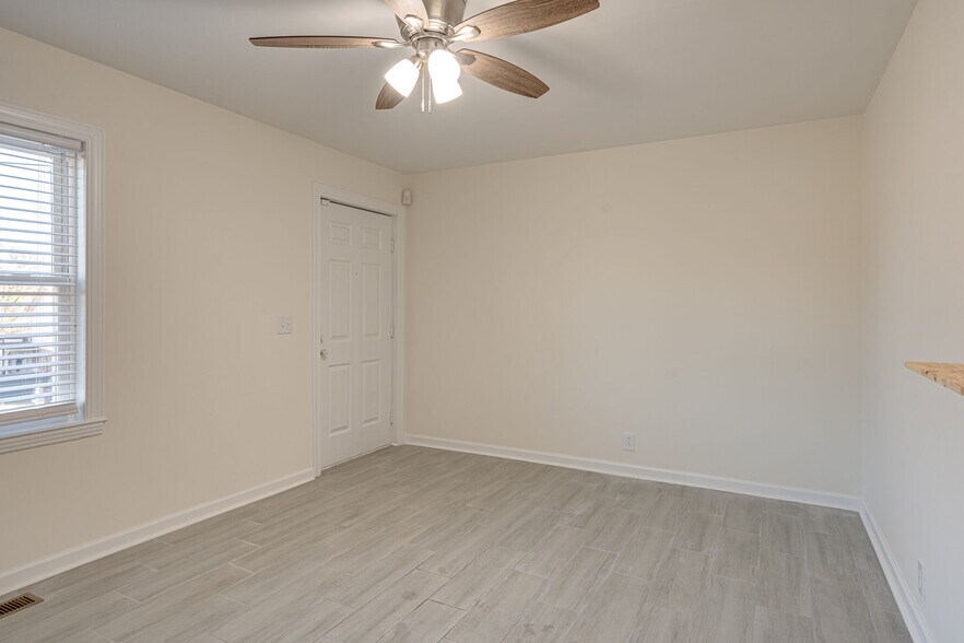 More Photos Of 501 Cedarmont Dr, Antioch Apartments For Sale