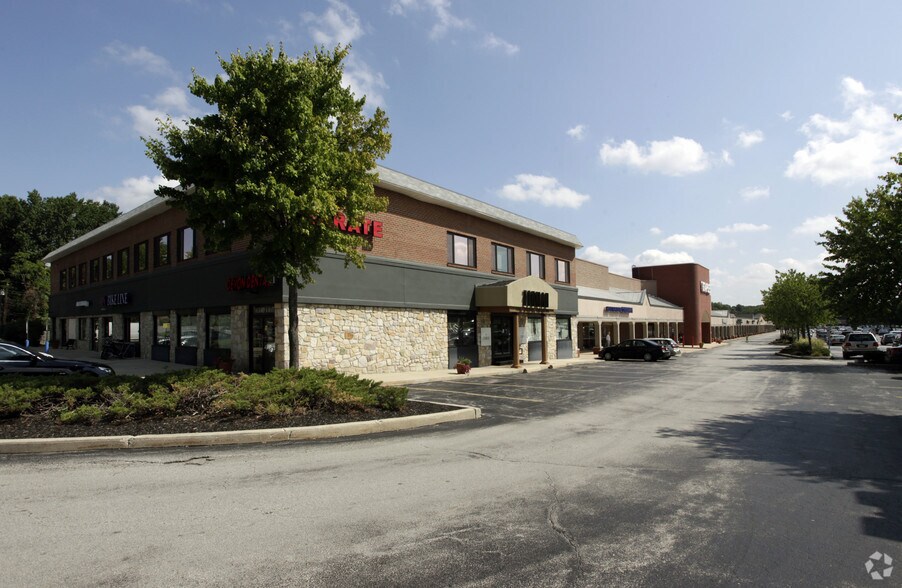 More Photos Of 115-125 E Swedesford Rd, Wayne Unknown For Lease