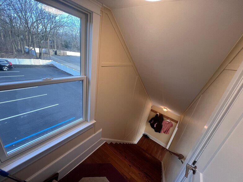More Photos Of 735 Broad St, Shrewsbury Office Residential For Sale