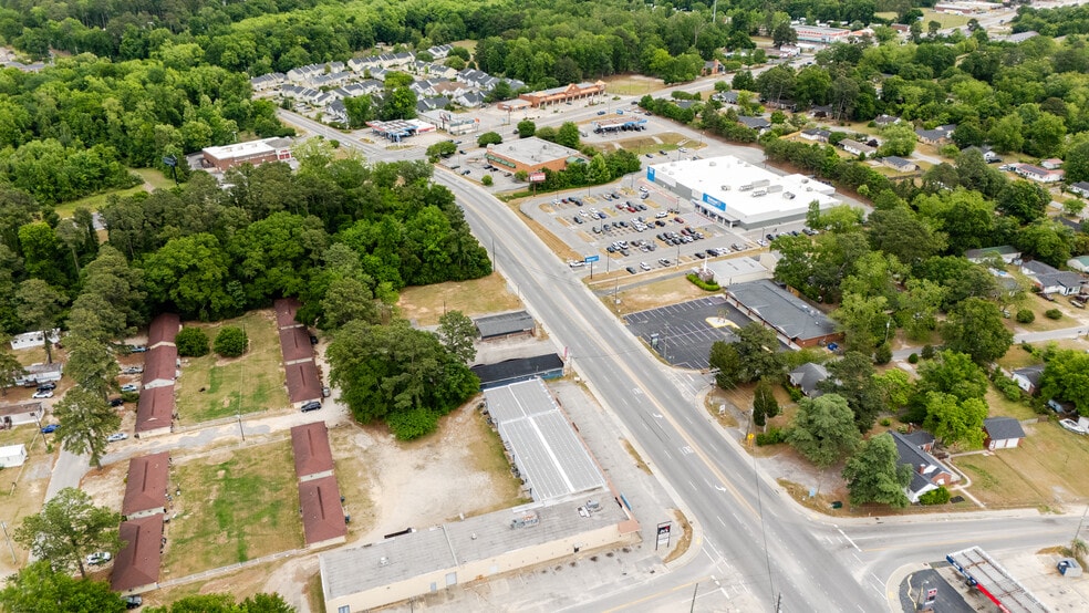 More Photos Of 817 S Cashua Dr, Florence Storefront For Sale