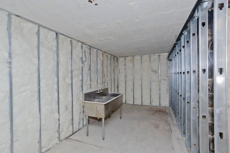 More Photos Of 52 Gladdu Ave, Chicopee General Retail For Sale