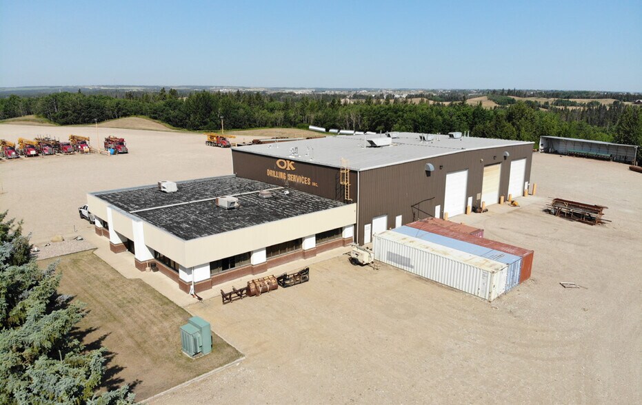More Photos Of 20 Veenstra Dr, Red Deer County Warehouse For Lease