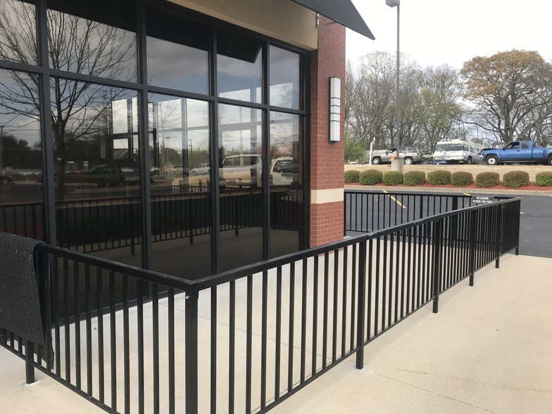 More Photos Of 2881-2893 Florence Blvd, Florence Unknown For Lease