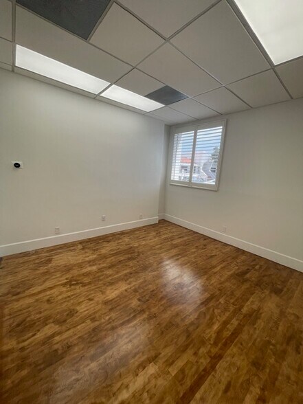 More Photos Of 4768 Park Granada, Calabasas Office For Lease