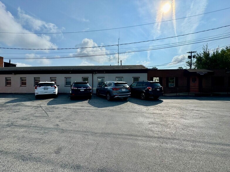 More Photos Of 5555 Main St, Williamsville Office For Lease