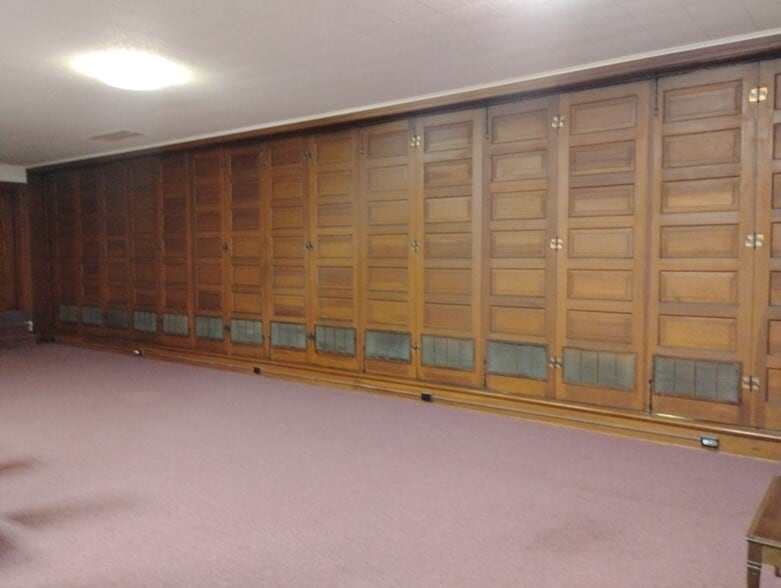 More Photos Of 906 Elm St, Coffeyville Religious Facility For Sale