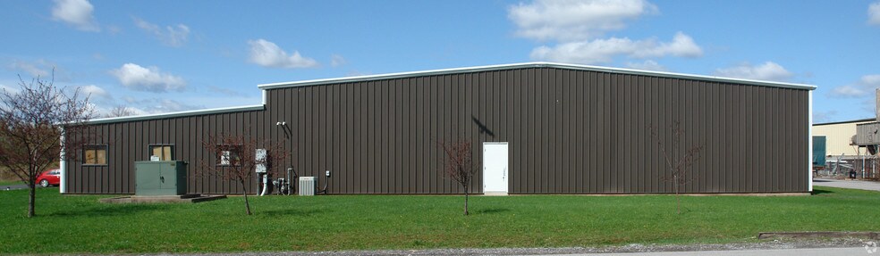 More Photos Of 31 Madison Blvd, Canastota Manufacturing For Lease