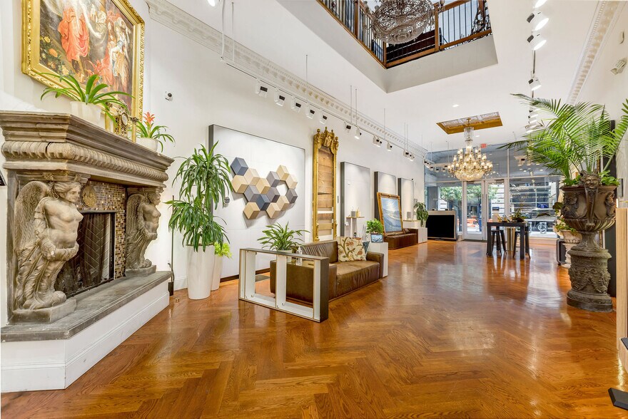 More Photos Of 6 W 4th St, Cincinnati Storefront Retail Office For Sale