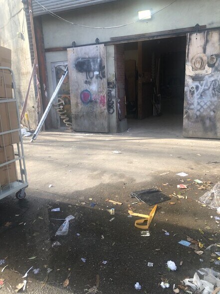 More Photos Of 1487 Schenectady Ave, Brooklyn Warehouse For Lease